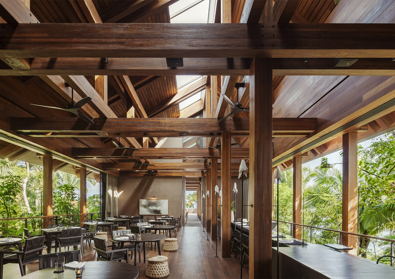 RJ_Mandarina_Carao_RestaurantInterior_1366x967